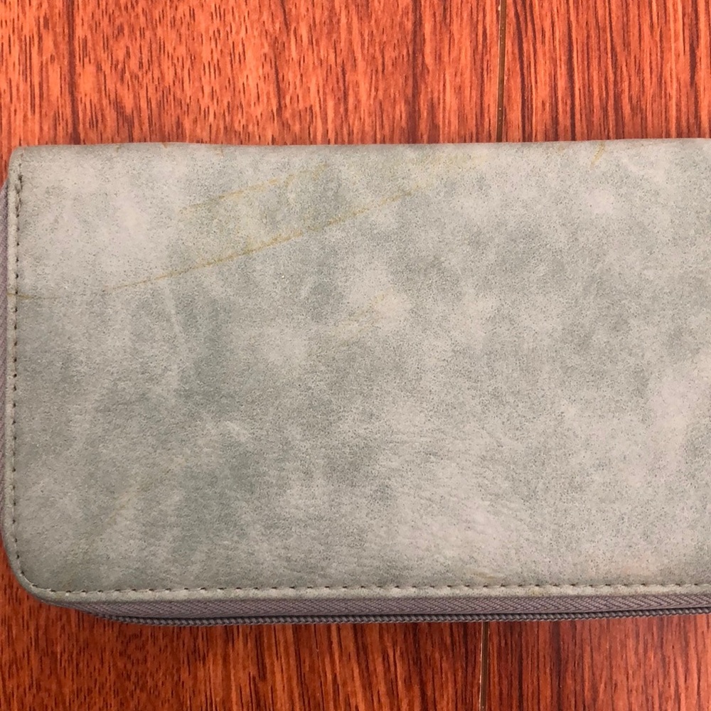 Roxy Wallet - Picture 5 of 7